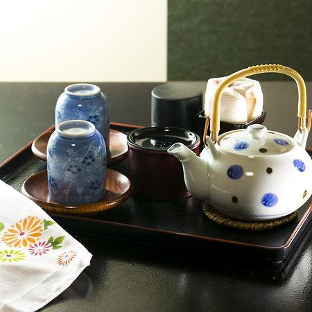 Yugawara-Onsen Komachikan Luaran gambar