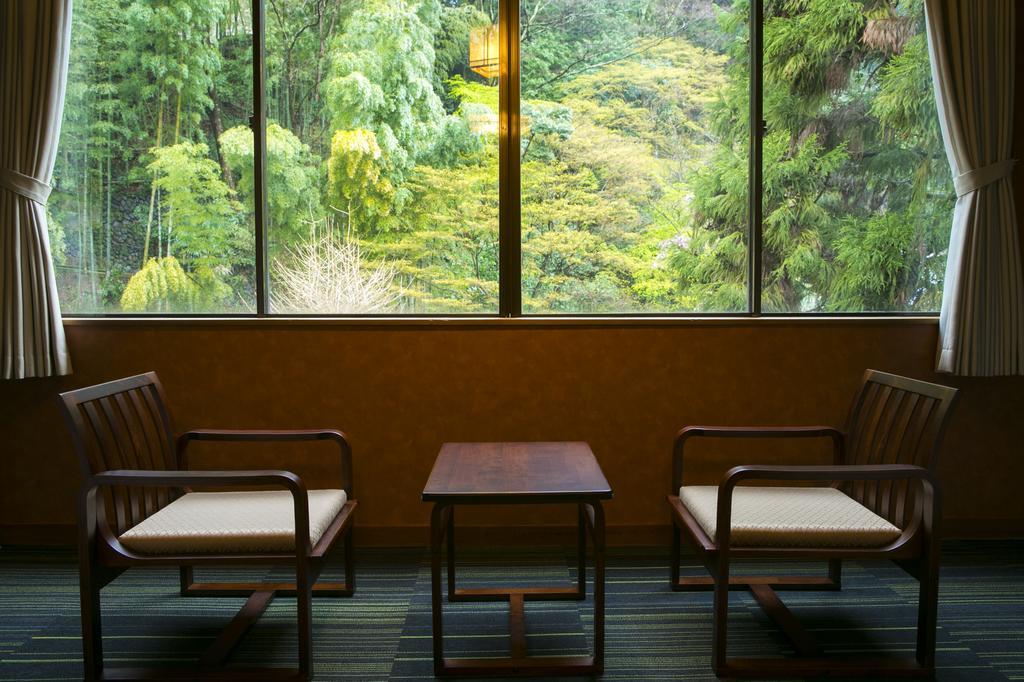 Yugawara-Onsen Komachikan Luaran gambar