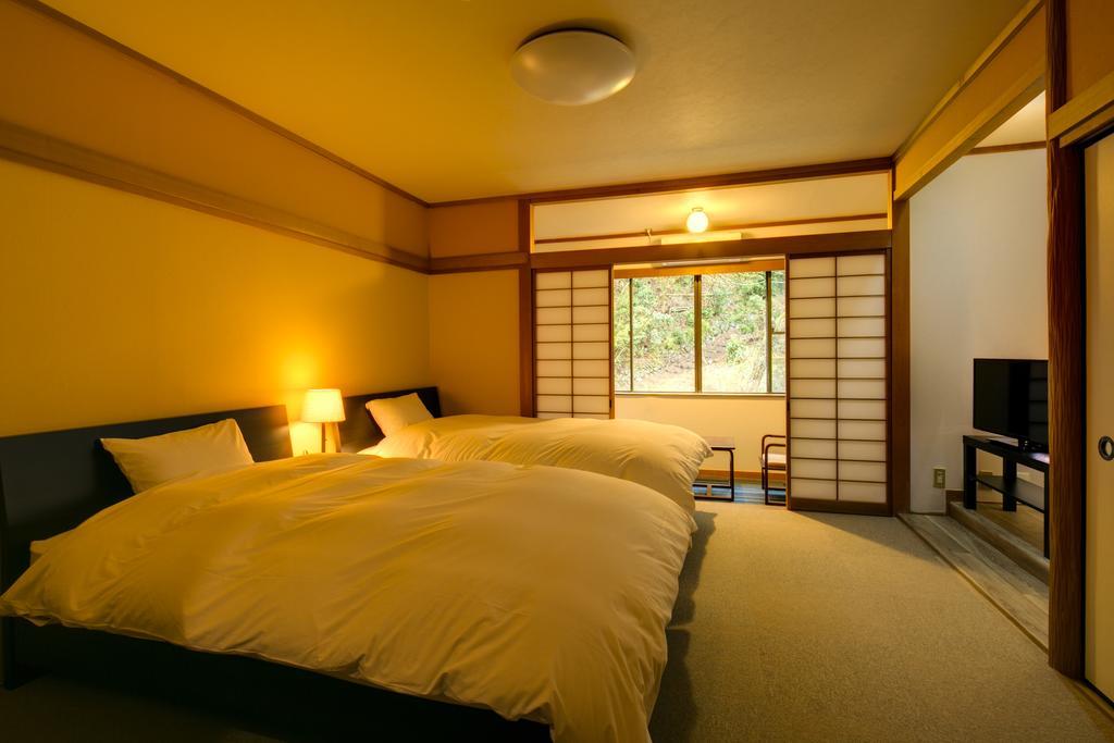 Yugawara-Onsen Komachikan Luaran gambar
